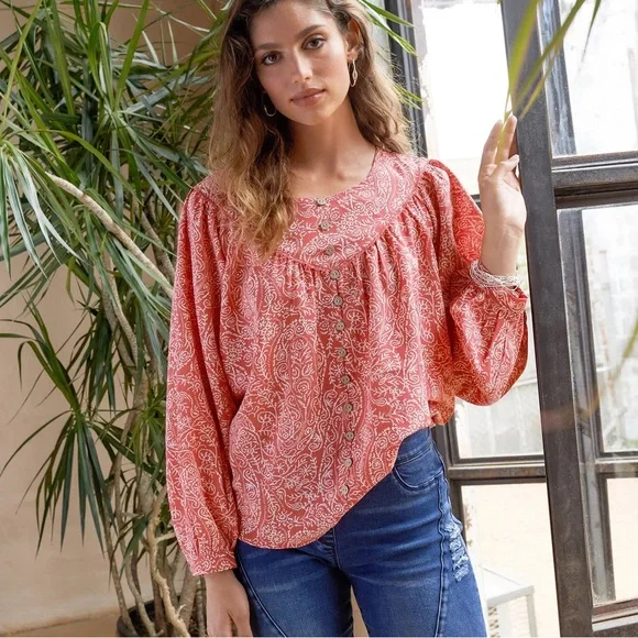 Darla Faux Button Paisley Peasant Style Blouse | Bright Rose - Picture 3 of 5